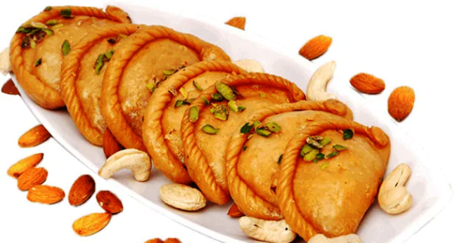 Pure Fresh Holi Gujiya Without Chasni